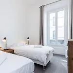 2 Jean Medecin Nice